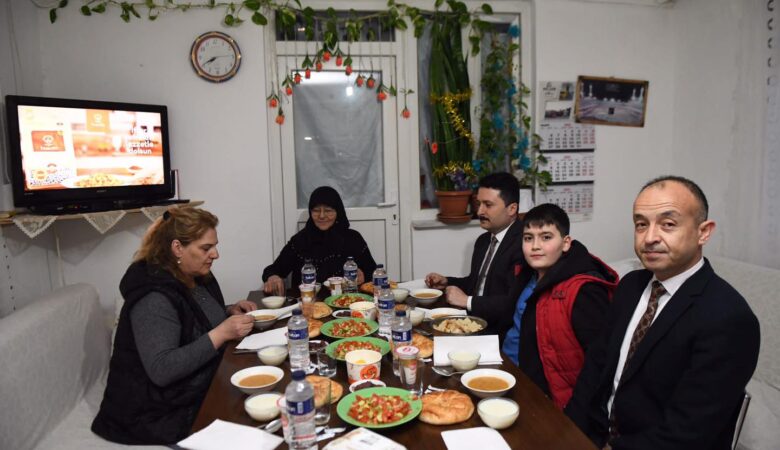 BAŞKAN AVCI GÖNÜL SOFRASINDA