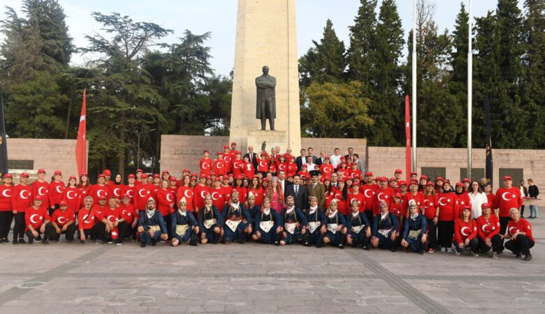 100. YILDA ALTIEYLÜL BELEDİYESİ’NDEN DOLU DOLU ETKİNLİK