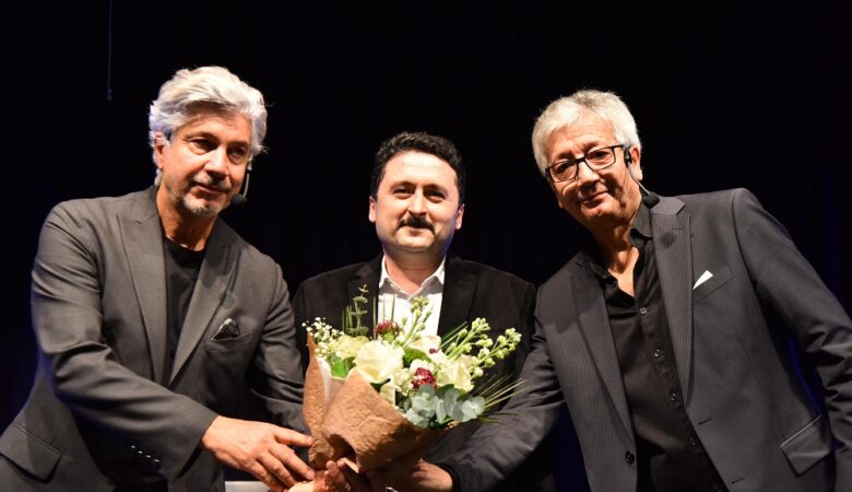 ALTIEYLÜL’DE SİNEMA VE TİYATRO ETKİNLİKLERİ BÜYÜK BEĞENİ TOPLADI