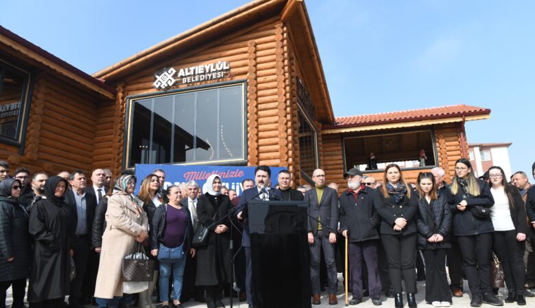 “HEMŞEHRİLERİMİZLE BİRLİKTE YÜRÜYECEK DAHA ÇOK YOLUMUZ VAR”